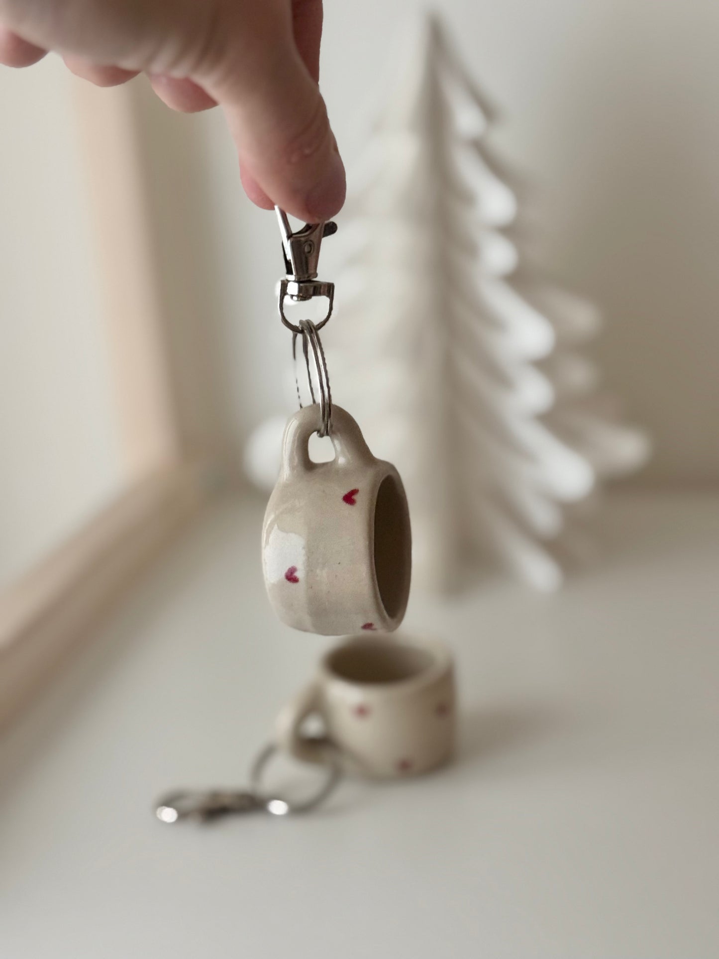 Mini Keramik-Tassen Schlüsselanhänger 🤎🌸