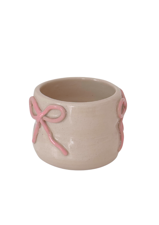 Cappuccino-Becher mit Schleife